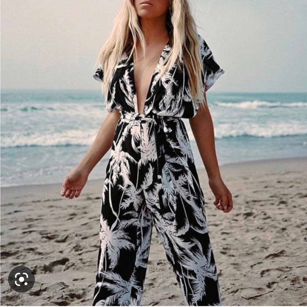 NWT XIX Palms JumpSuit